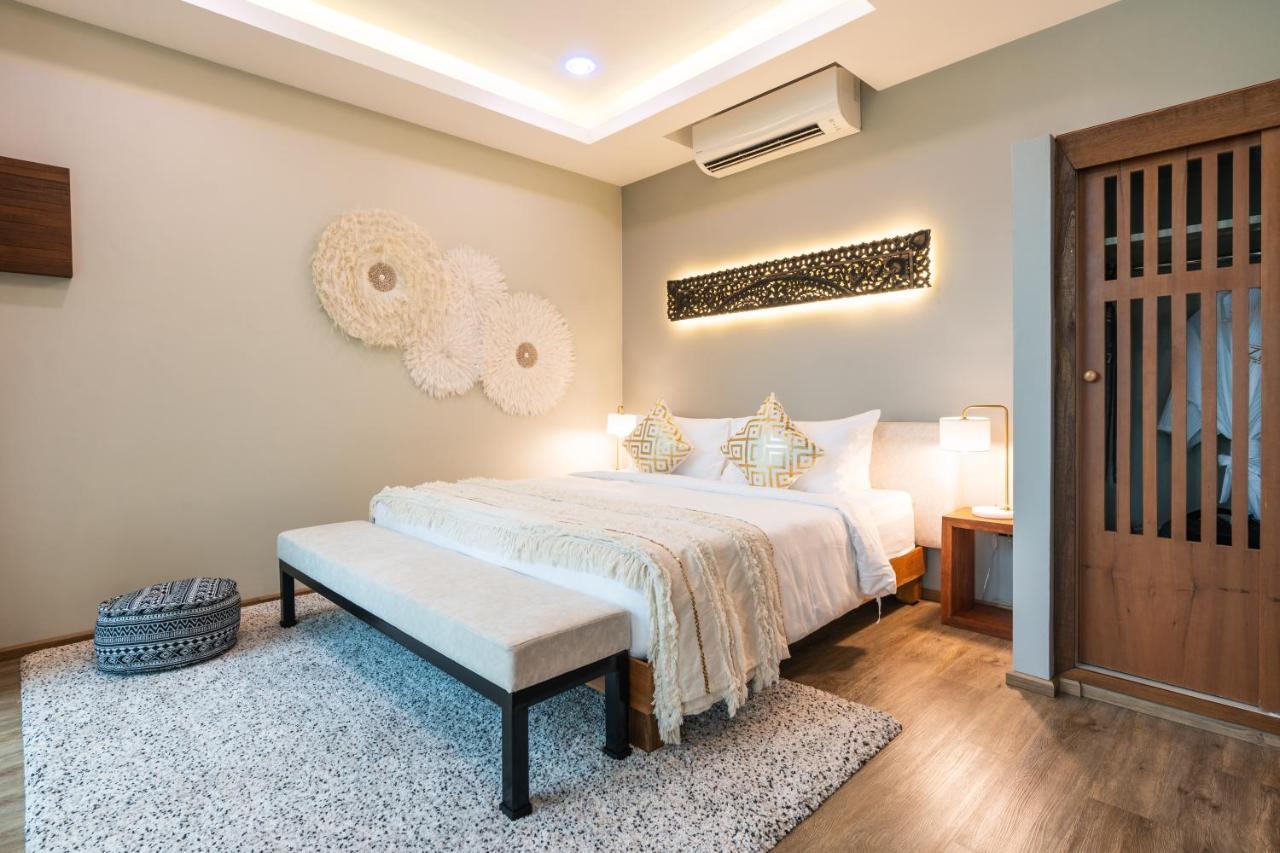Zee Luxury Boutique Hotel Hinkong Zewnętrze zdjęcie